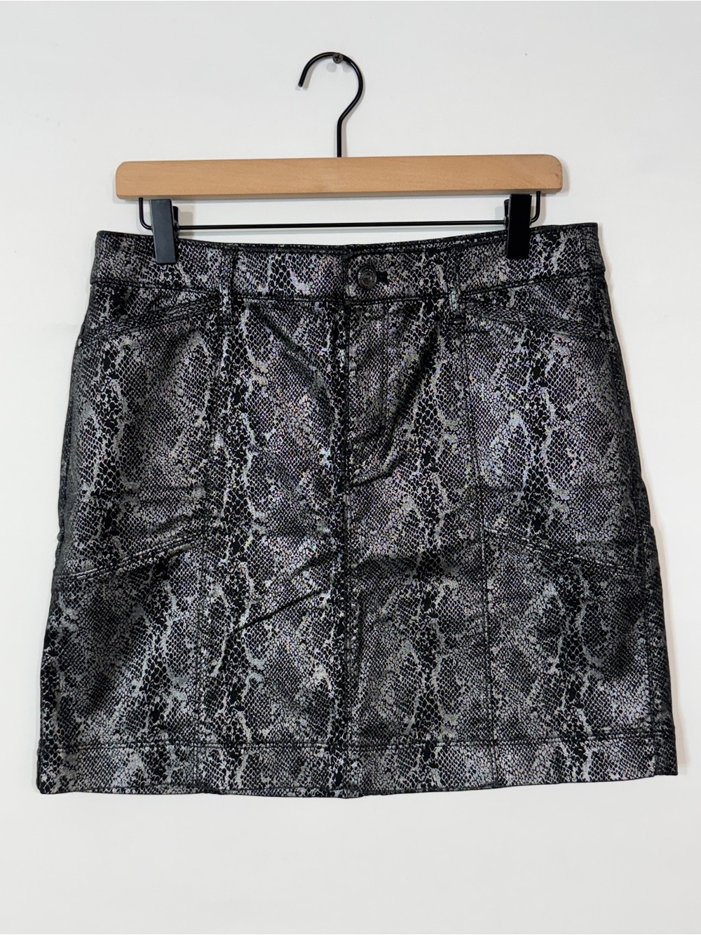 WSK8 {WHBM} Black Gray Metallic Animal Snakeskin Coated Denim Skirt
